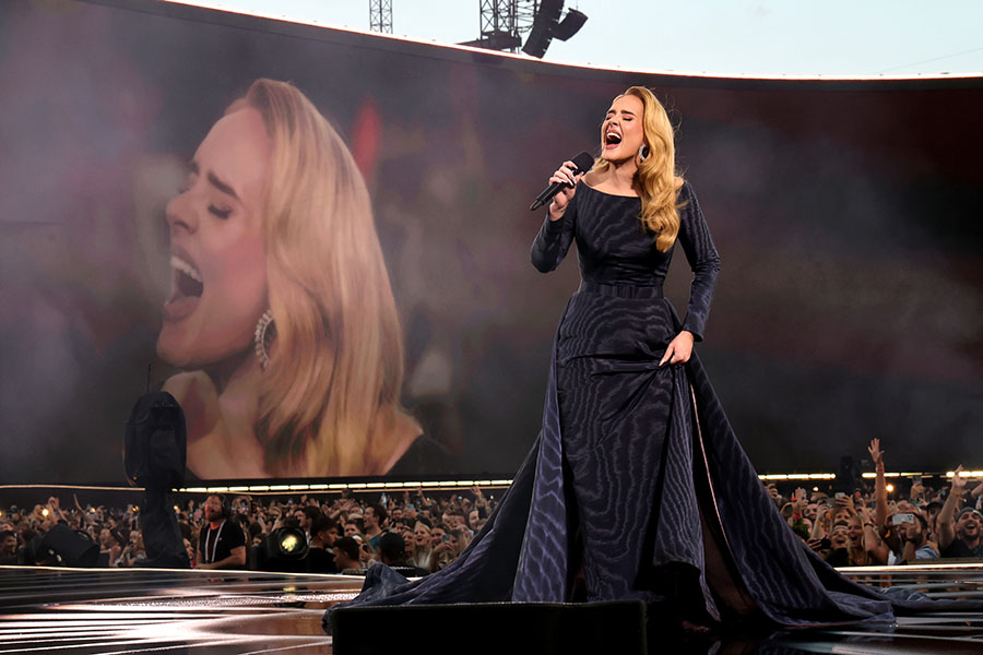 adele Kevin20MazurGettyImages 21650047261